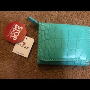 NWT! Women’s teal wallet with RFID protection